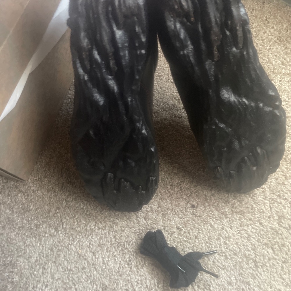 Nike be do win dead stock box in good condition